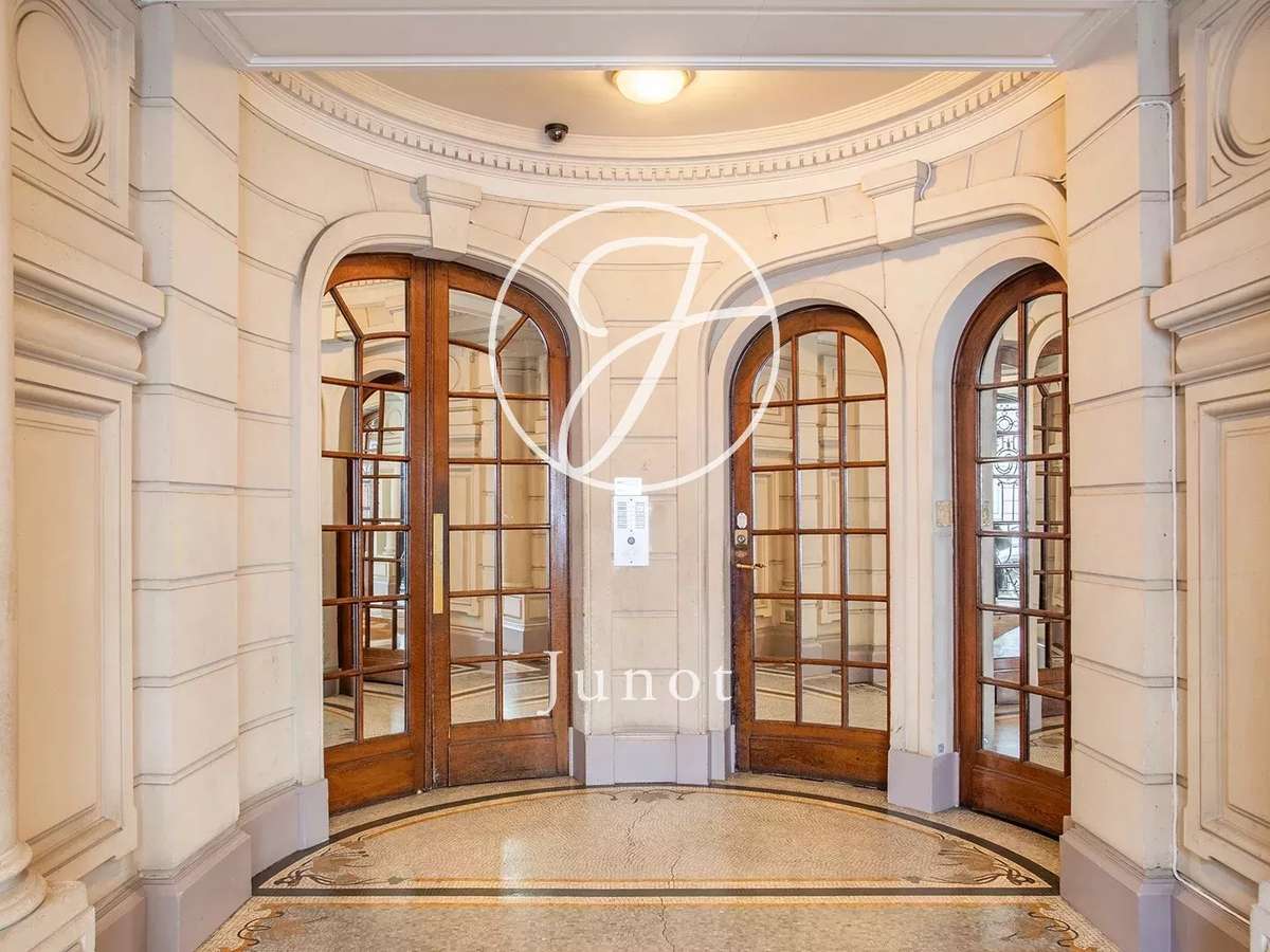 Apartment Paris 17e