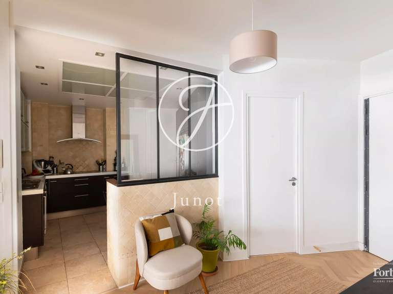 Appartement Paris 16e - 3 chambres - 118m²