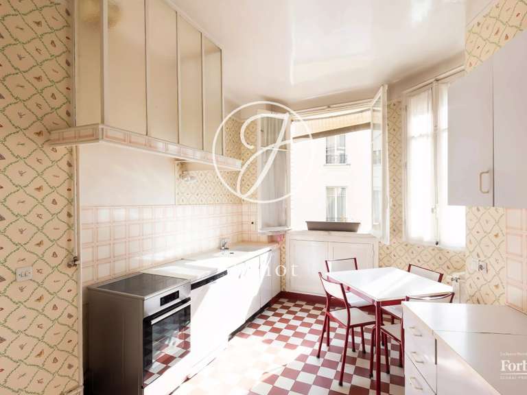 Appartement Paris 16e - 3 chambres - 203m²