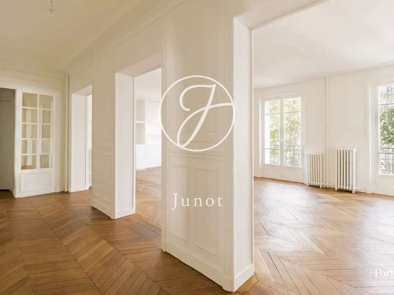 Appartement Paris 16e - 4 chambres - 170m²