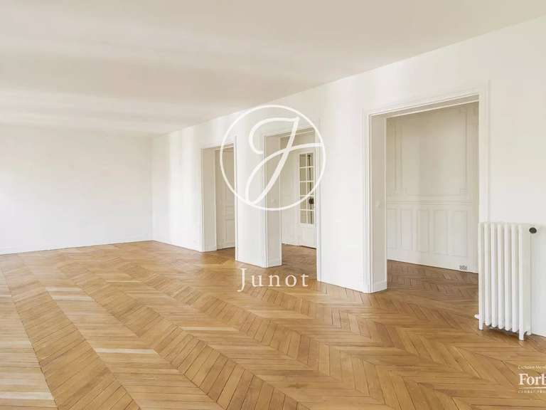 Appartement Paris 16e - 4 chambres - 170m²