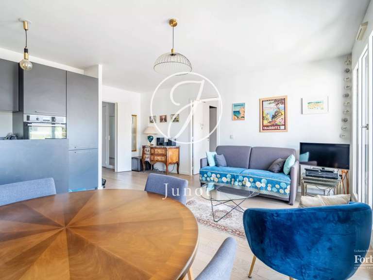 Appartement Levallois-Perret - 3 chambres - 87m²
