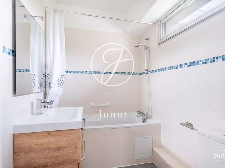 Appartement Neuilly-sur-Seine - 3 chambres - 110m²