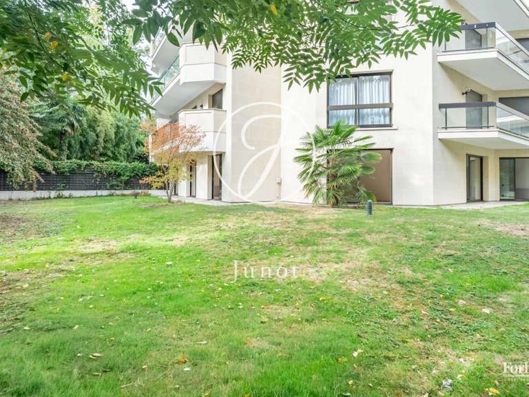 Appartement Neuilly-sur-Seine - 4 chambres - 186m²