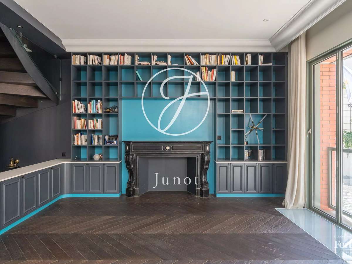 Apartment Paris 16e