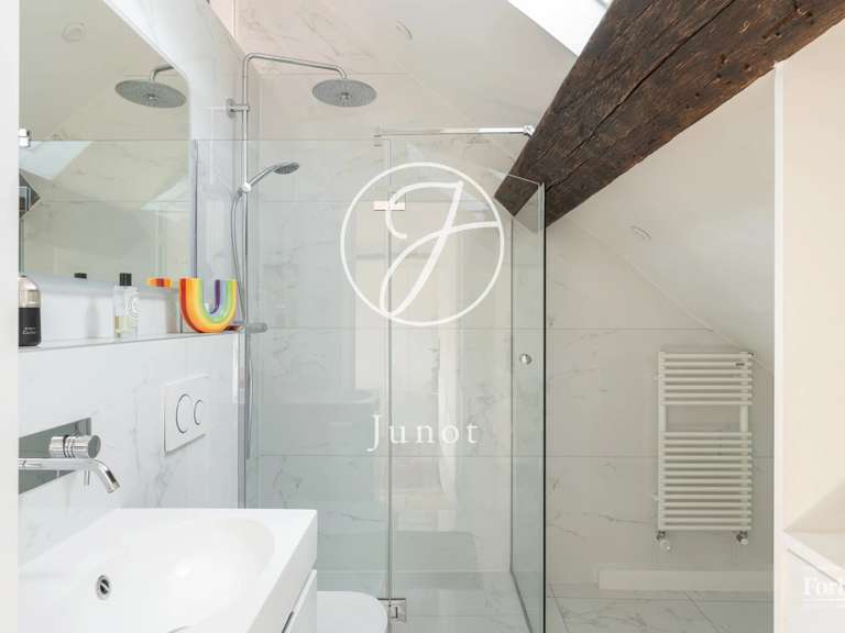 Appartement Paris 4e - 2 chambres - 53m²