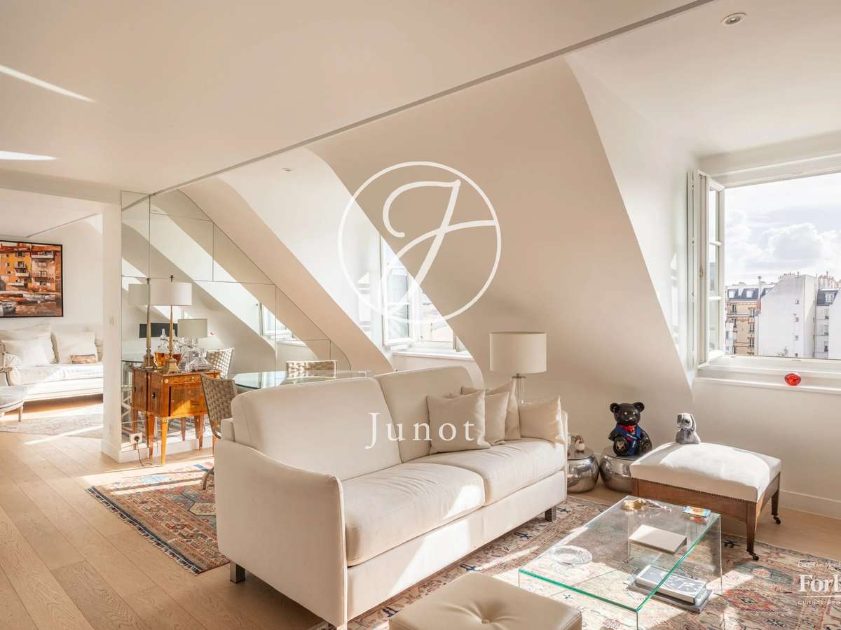 Apartment Paris 4e
