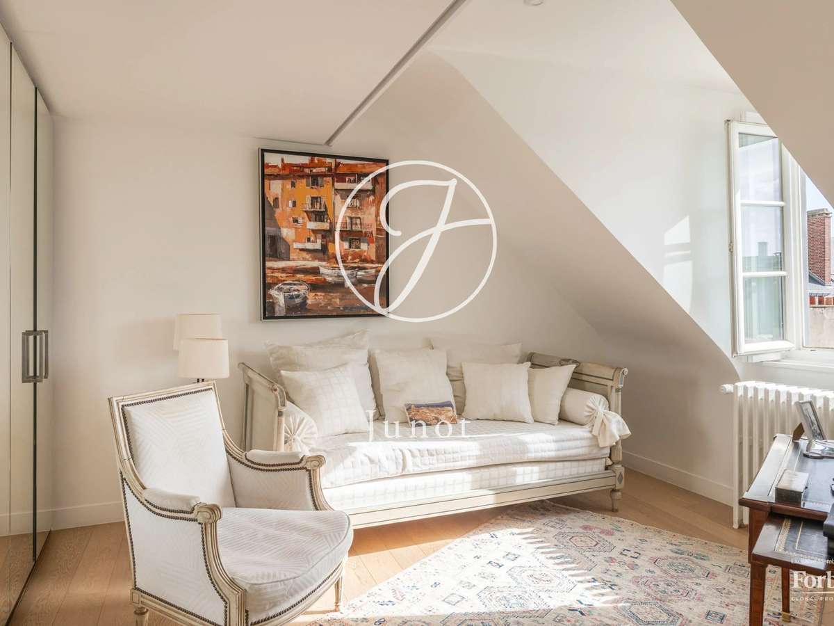 Apartment Paris 4e