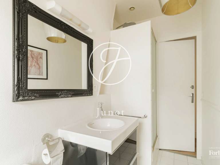 Appartement Paris 16e - 24m²