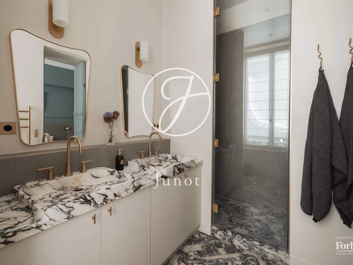 Appartement Paris 10e
