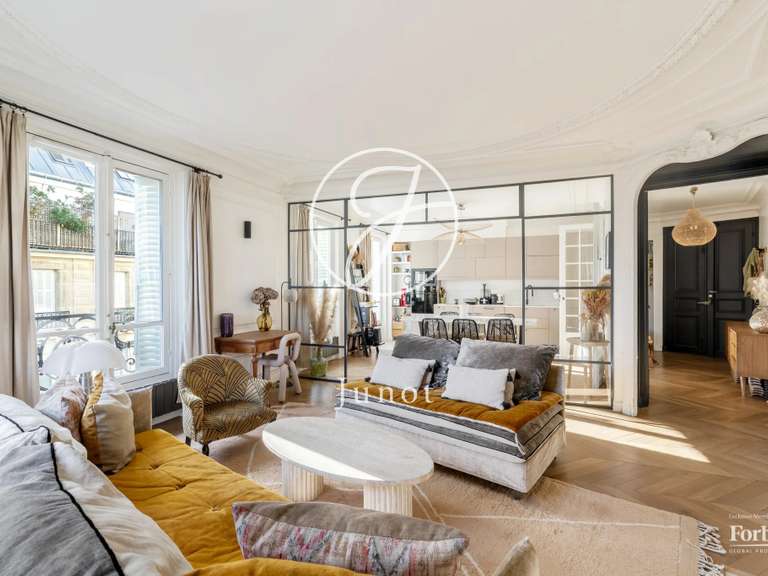 Apartment Paris 9e - 3 bedrooms - 104m²