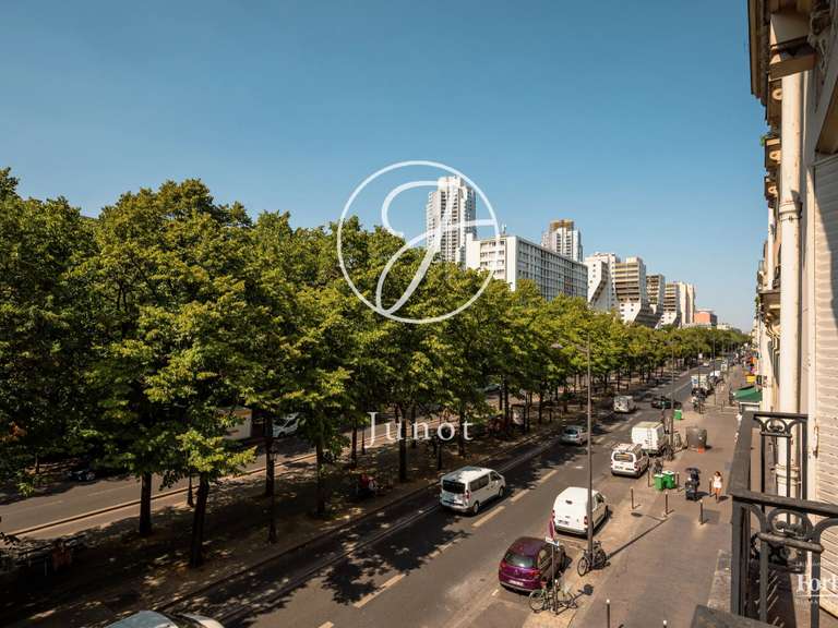 Appartement Paris 19e - 3 chambres - 133m²