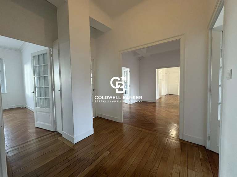 Appartement Annemasse - 3 chambres - 185m²