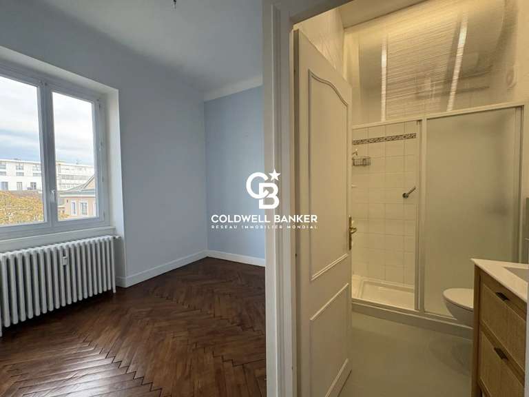 Appartement Annemasse - 3 chambres - 185m²