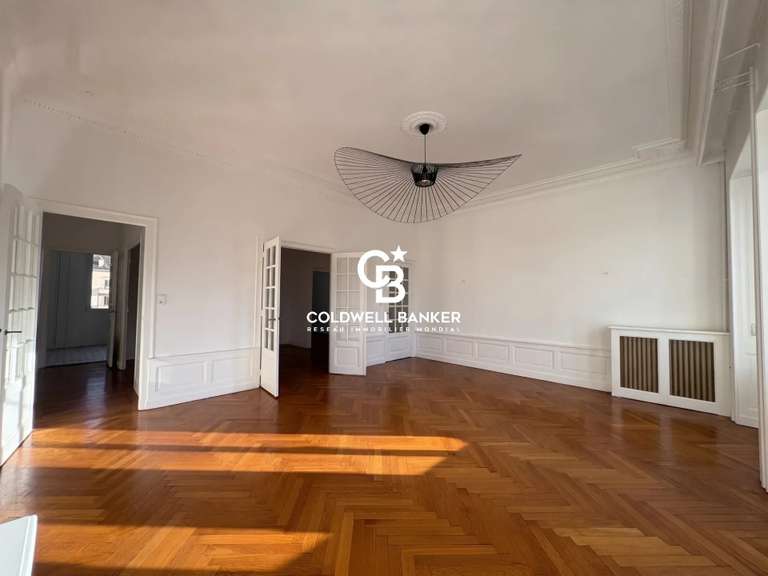 Appartement Annemasse - 3 chambres - 185m²