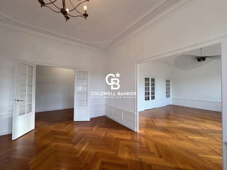 Appartement Annemasse - 3 chambres - 185m²