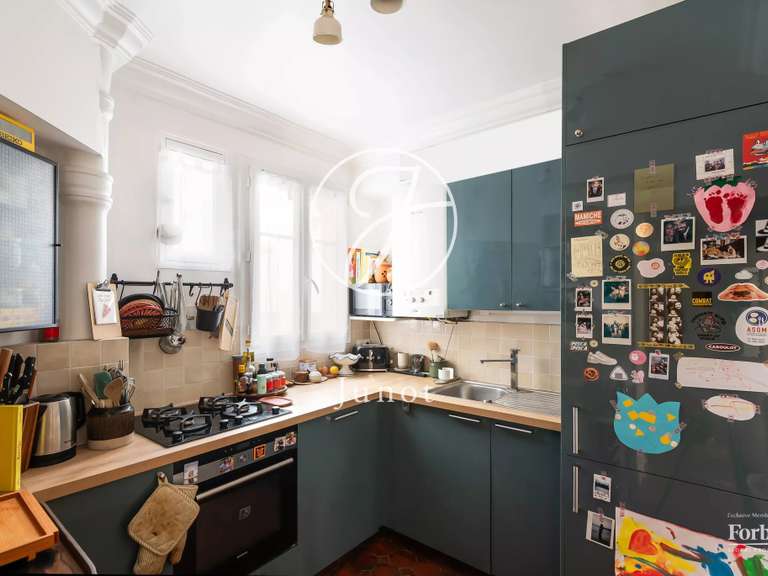 Apartment Paris 18e - 2 bedrooms - 61m²