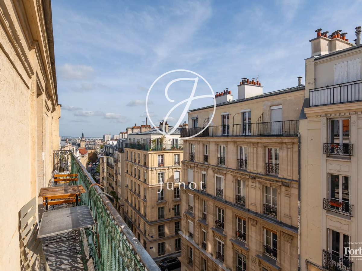 Apartment Paris 18e