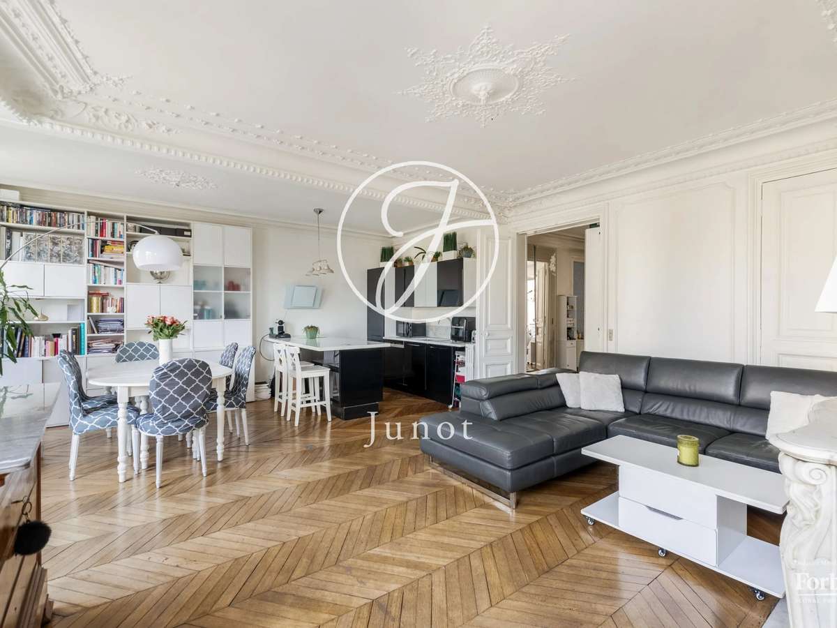 Apartment Paris 9e
