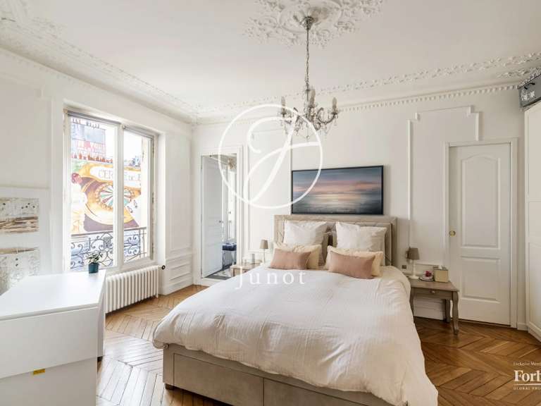 Apartment Paris 9e - 3 bedrooms - 105m²