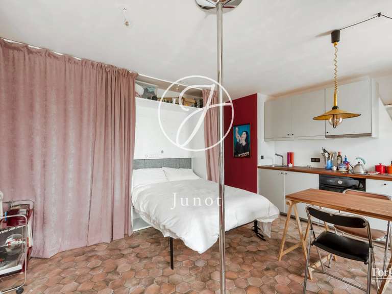 Apartment Paris 18e - 21m²