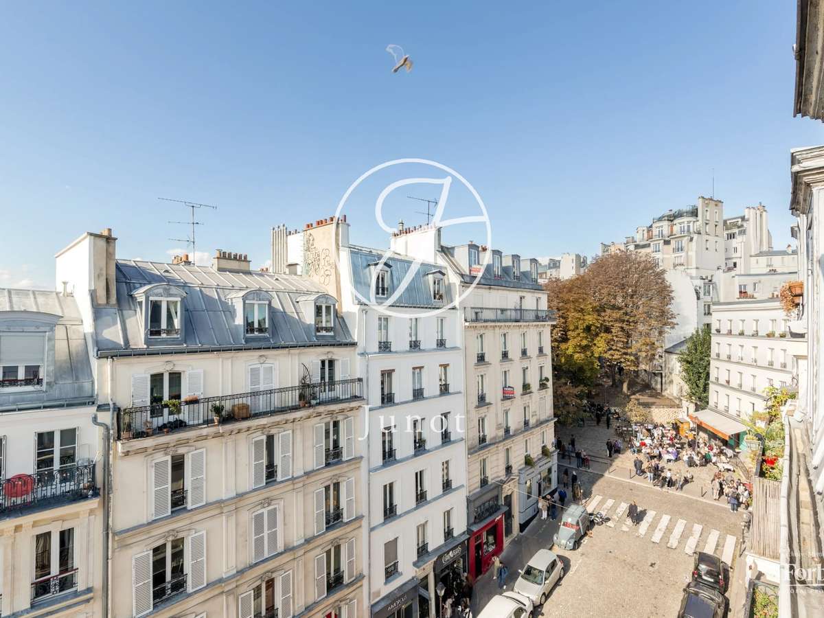 Apartment Paris 18e