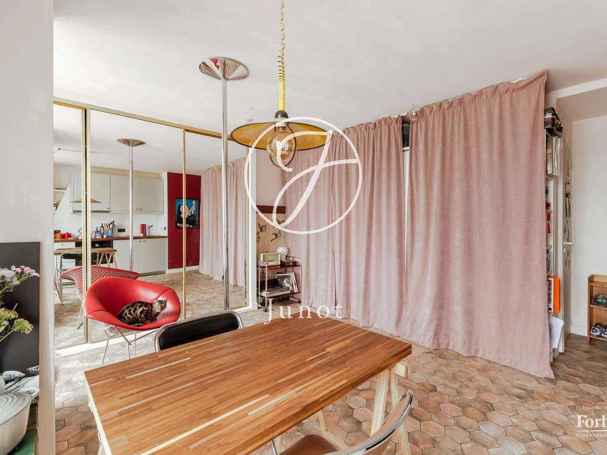 Apartment Paris 18e