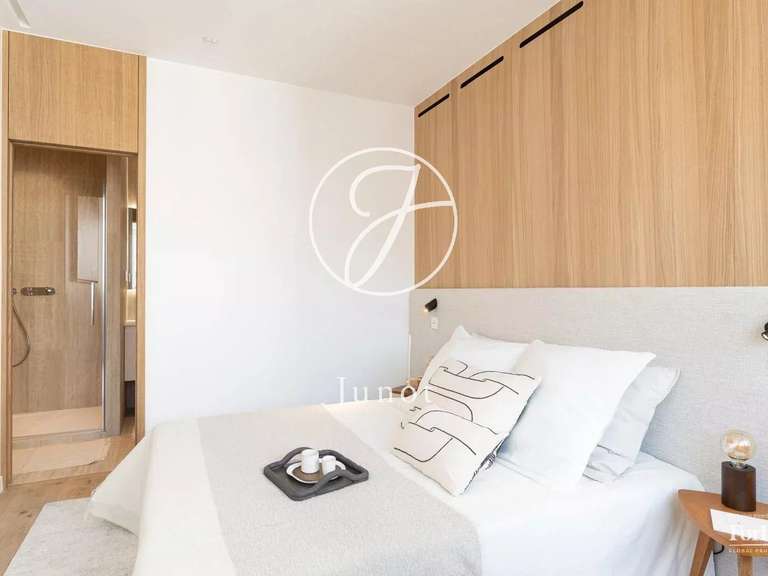 Apartment Paris 8e - 1 bedroom - 81m²