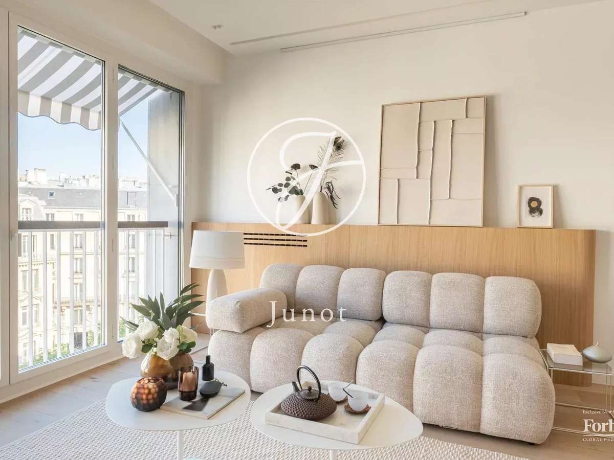 Apartment Paris 8e