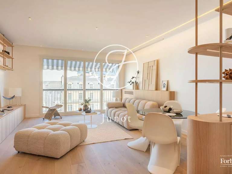 Apartment Paris 8e - 1 bedroom - 81m²
