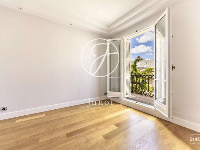 Apartment Paris 8e - 9 bedrooms - 716m²