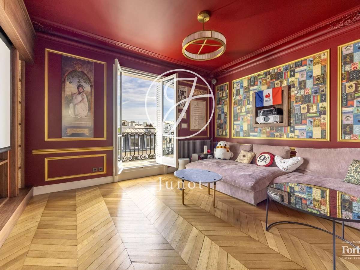 Apartment Paris 8e