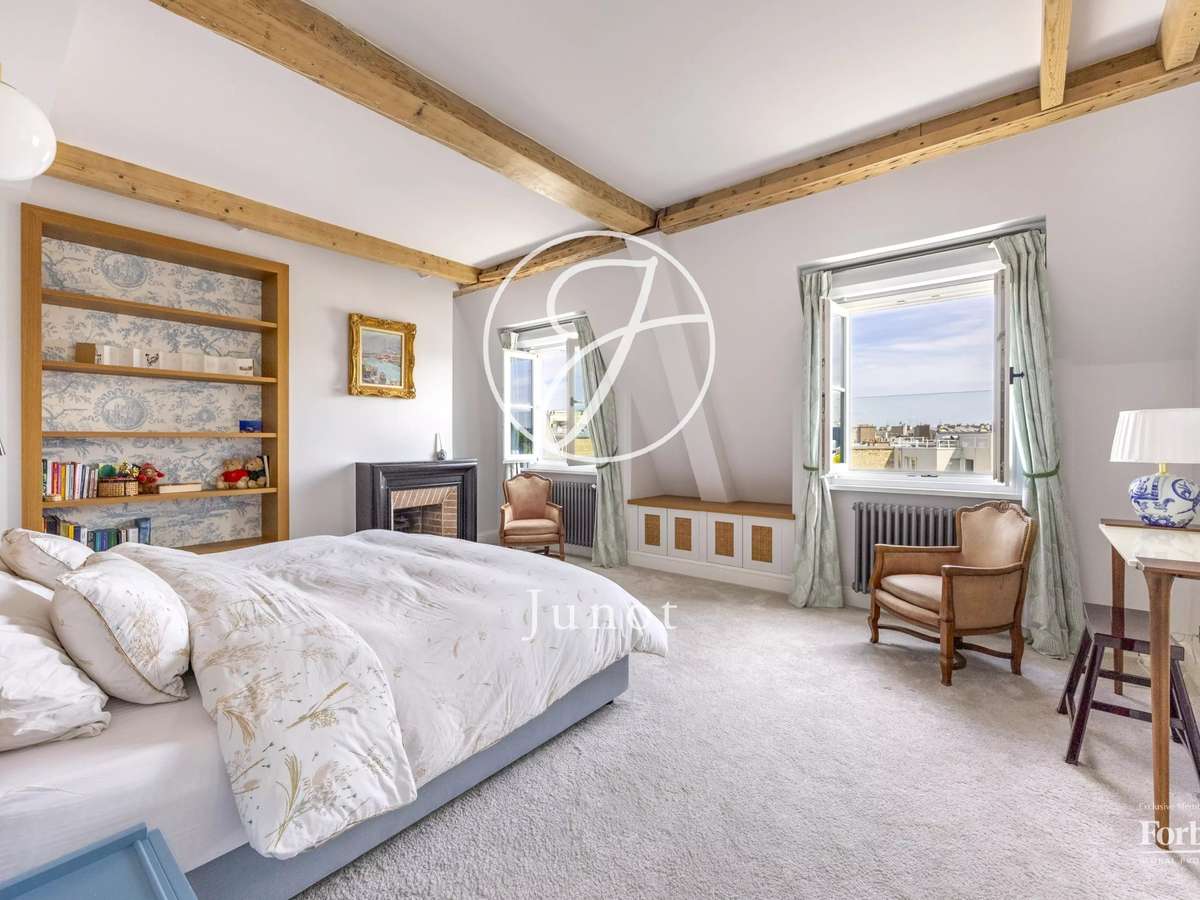 Apartment Paris 8e
