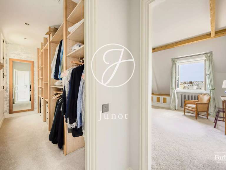 Apartment Paris 8e - 9 bedrooms - 716m²