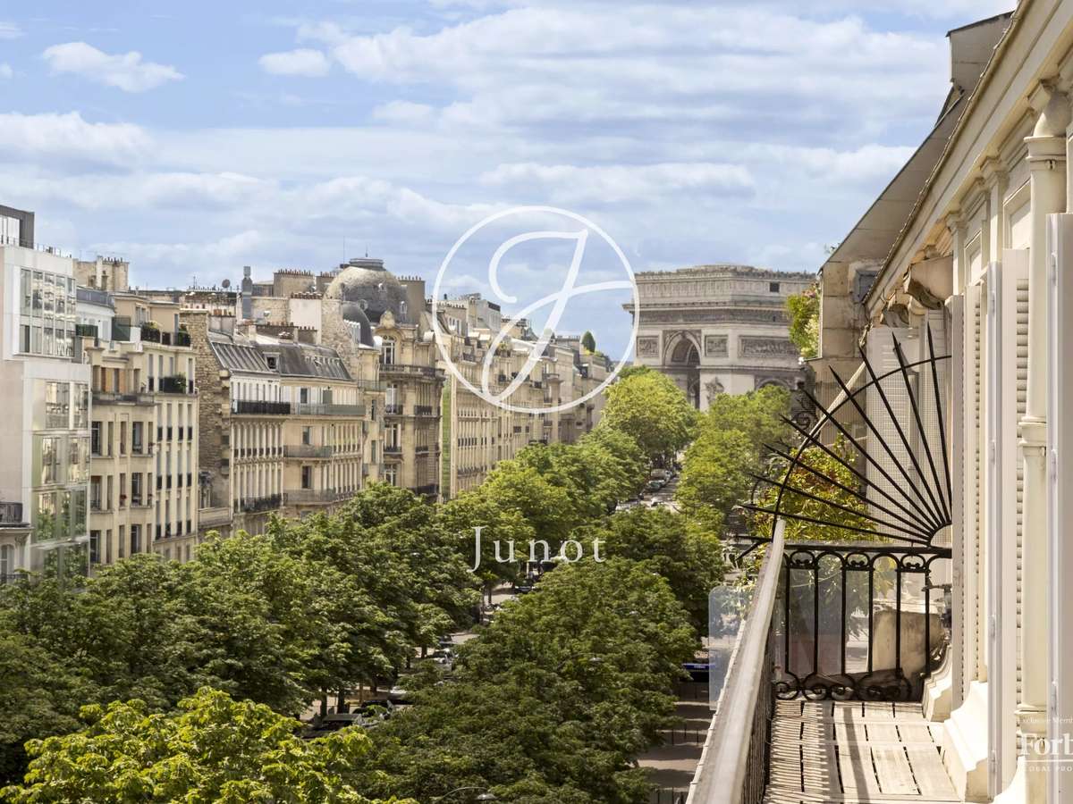 Apartment Paris 8e