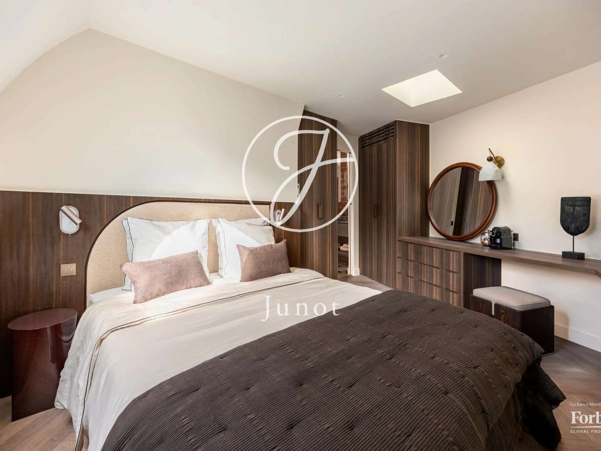 Apartment Paris 16e