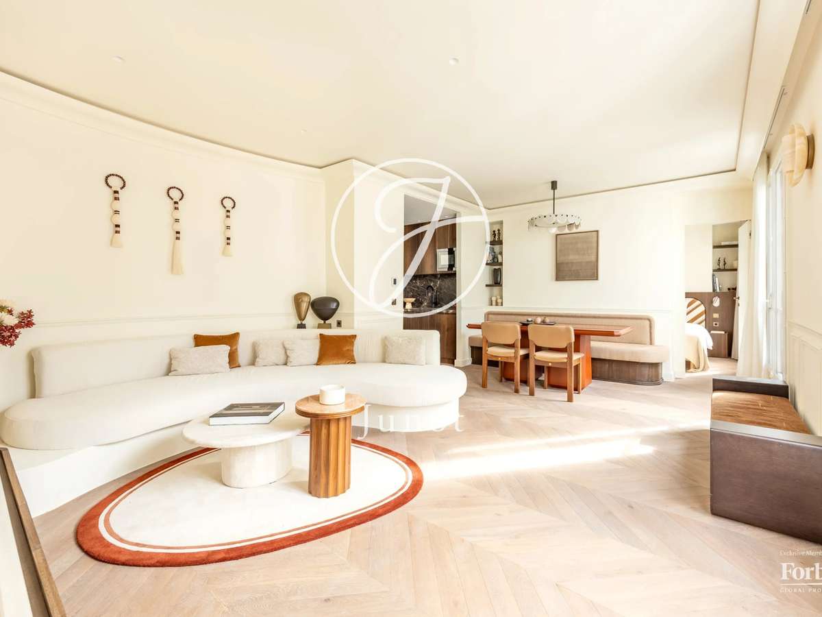 Apartment Paris 16e