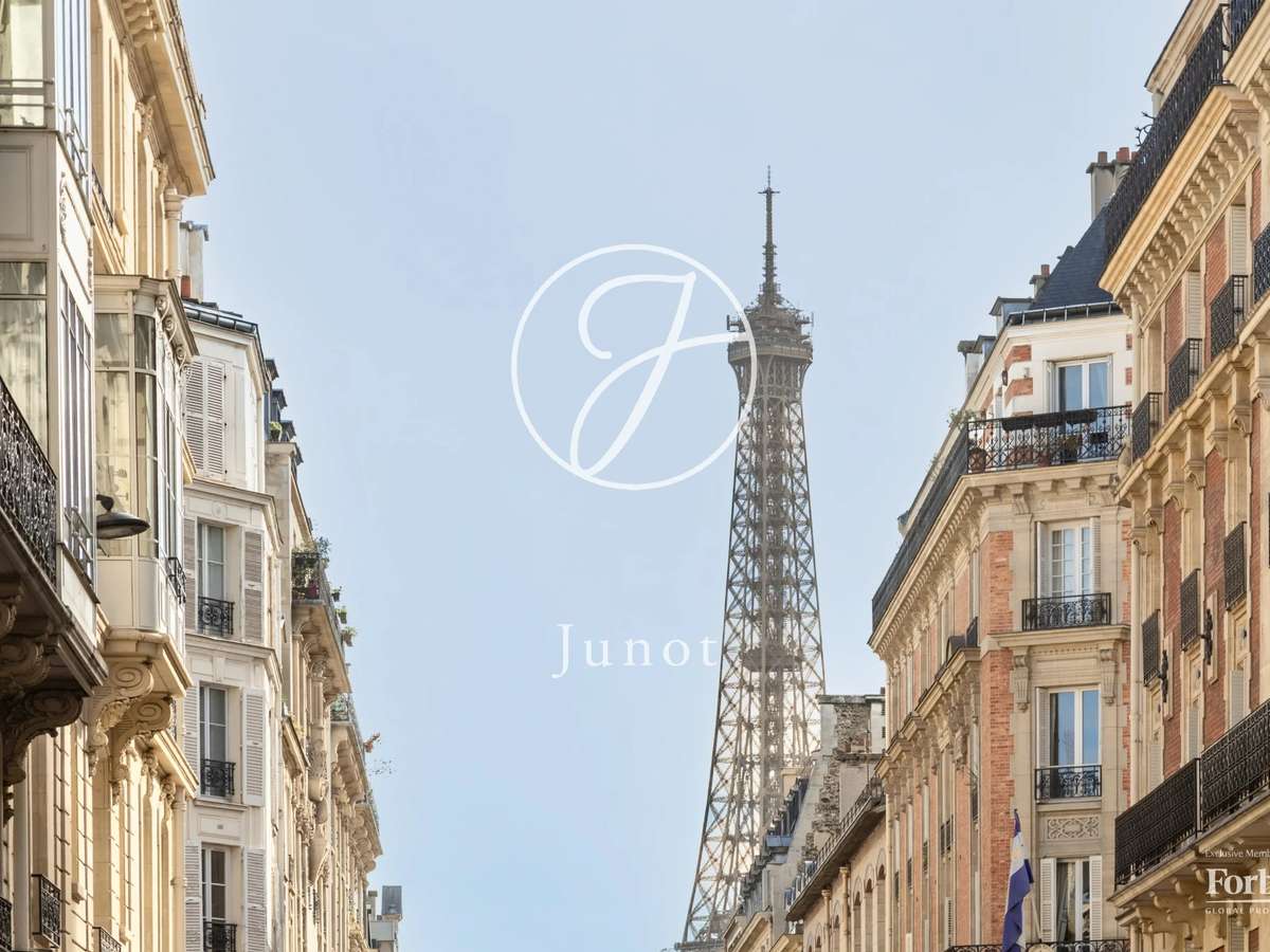 Apartment Paris 16e