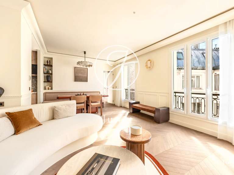 Apartment Paris 16e - 2 bedrooms - 80m²