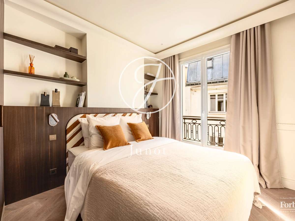 Apartment Paris 16e