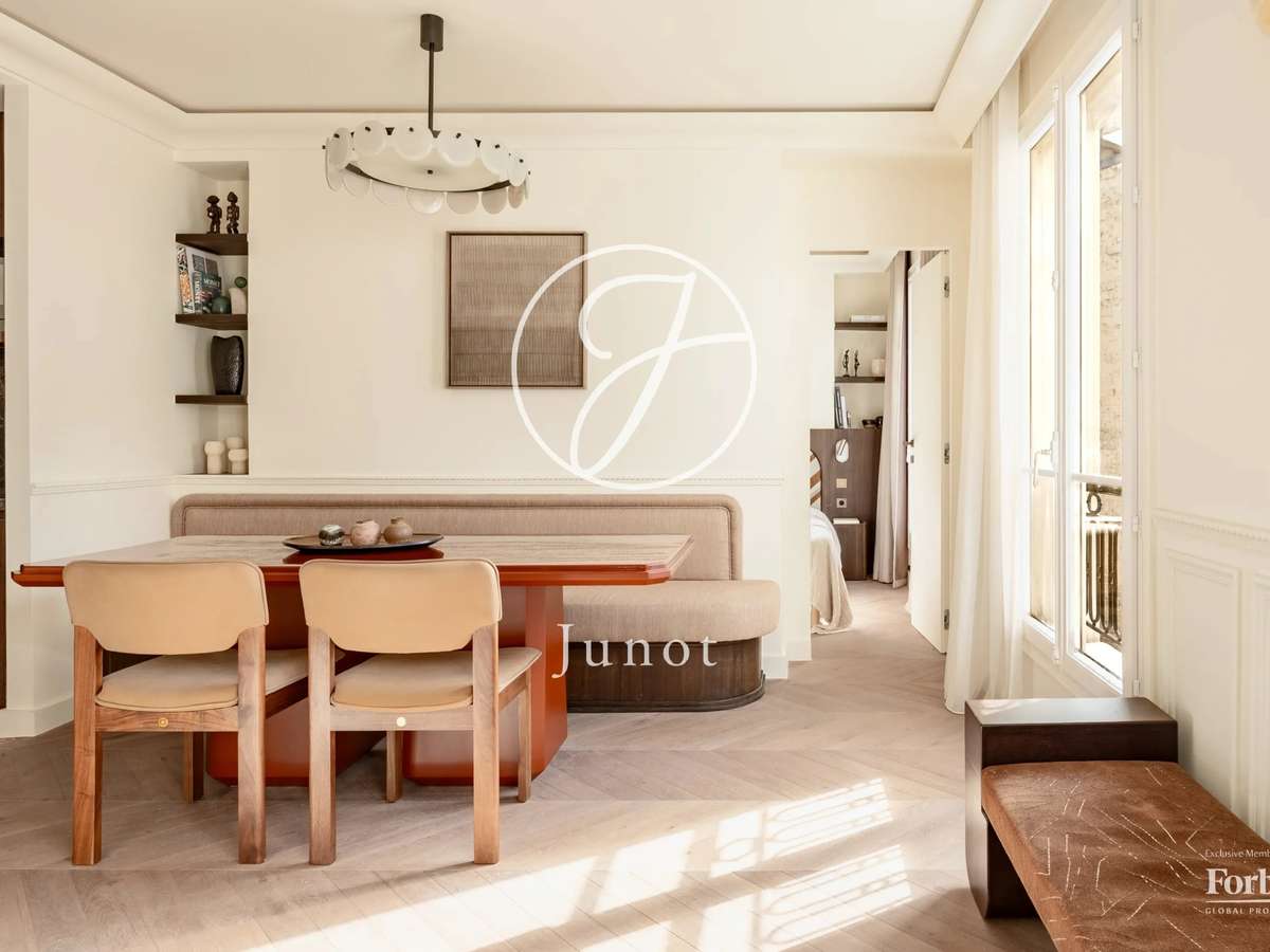 Apartment Paris 16e