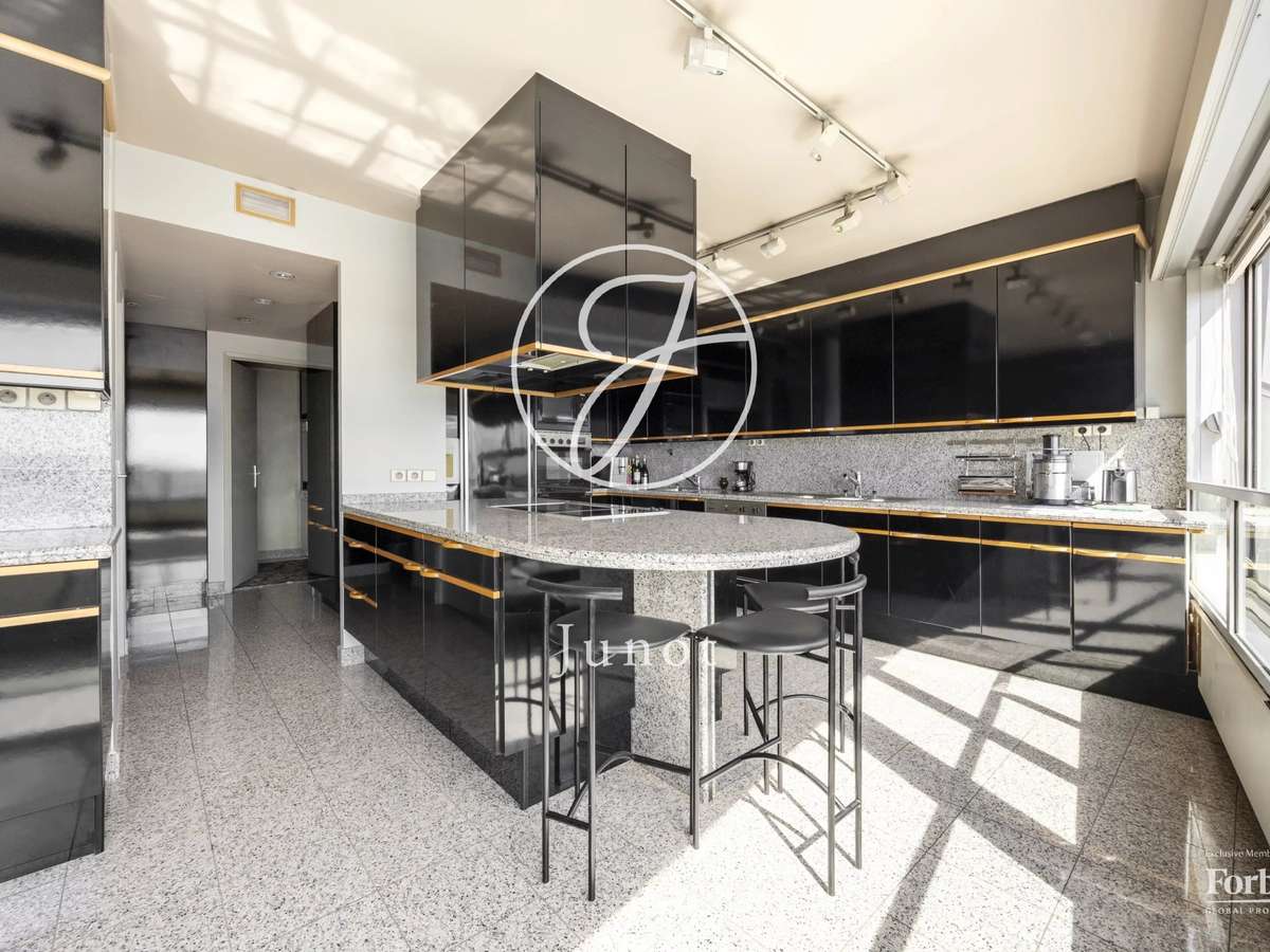 Apartment Paris 15e
