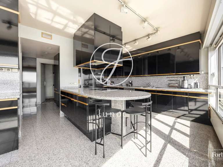 Appartement Paris 15e - 4 chambres - 331m²