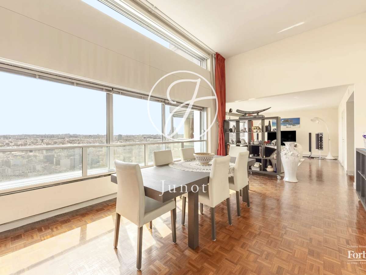 Apartment Paris 15e
