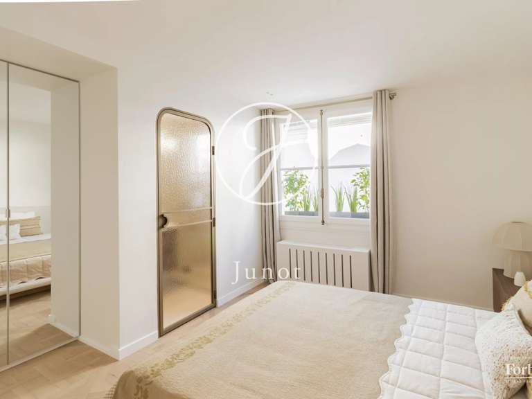 Appartement Paris 6e - 2 chambres - 106m²