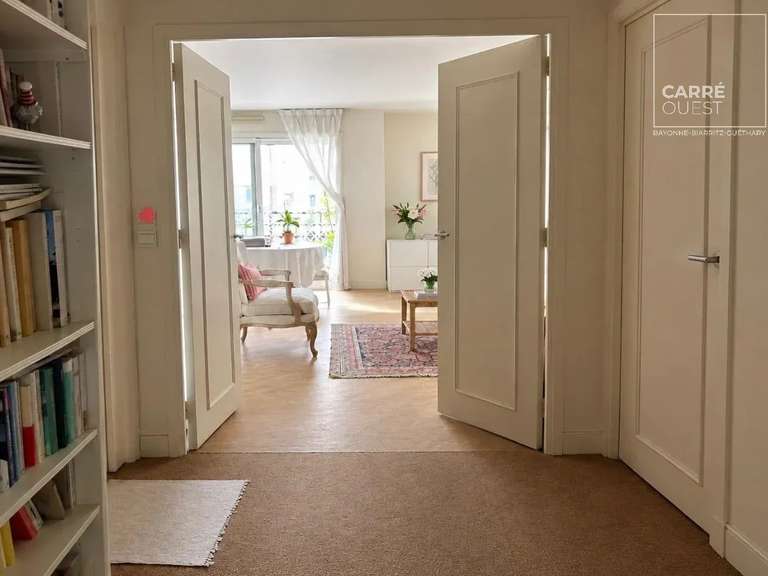 Appartement Neuilly-sur-Seine - 2 chambres - 88m²