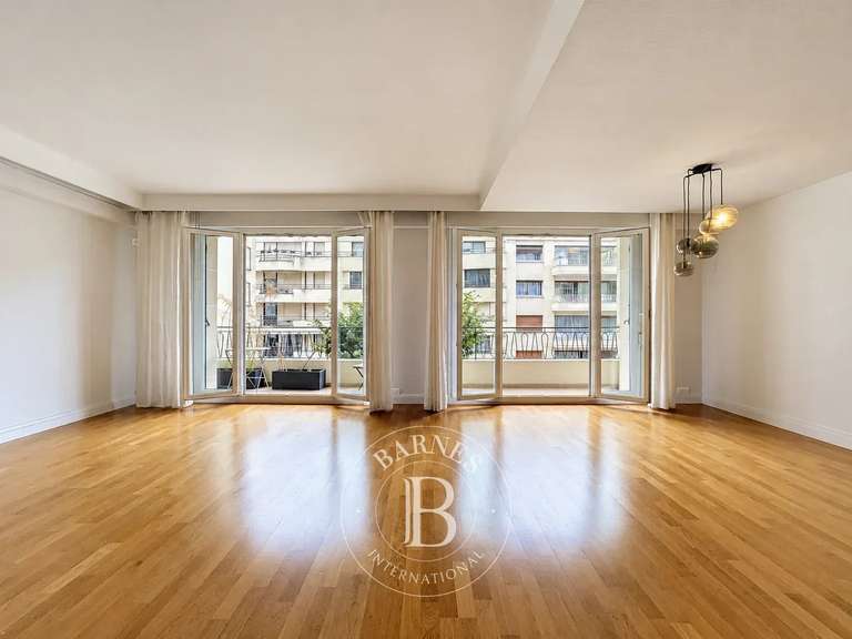 Appartement Saint-Mandé - 3 chambres - 129m²