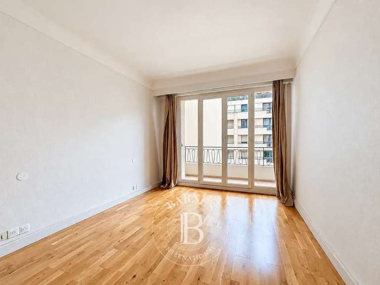 Appartement Saint-Mandé - 3 chambres - 129m²