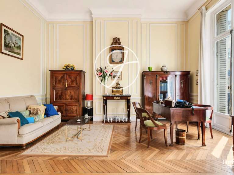 Appartement Paris 17e - 3 chambres - 185m²