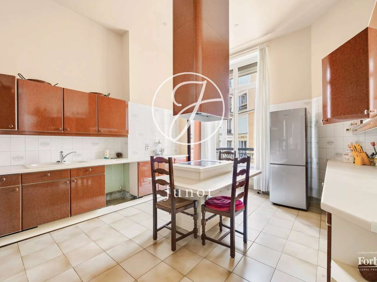 Apartment Paris 17e